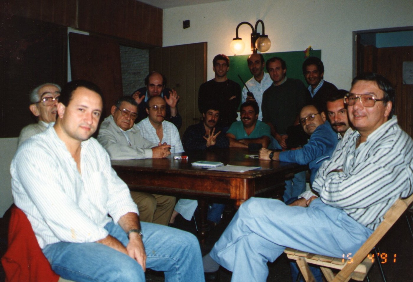 Reunión de socios del Radio Club Rosario